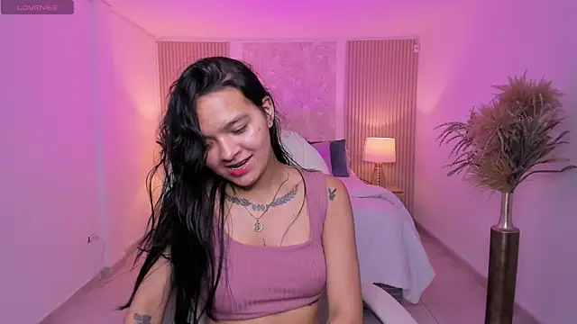 sara_jjones's cam snapshot