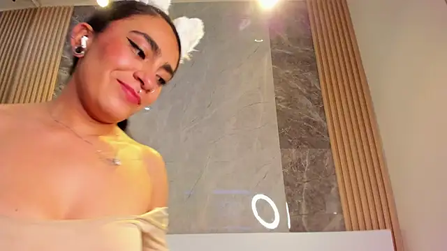 PamelaRed_'s cam snapshot