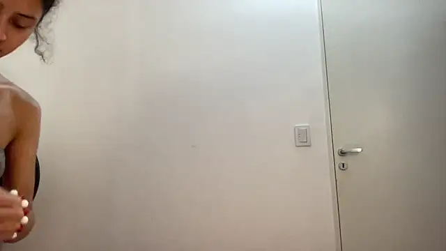 absoluthorrorfield's cam snapshot