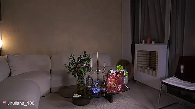 paulacora100's cam snapshot