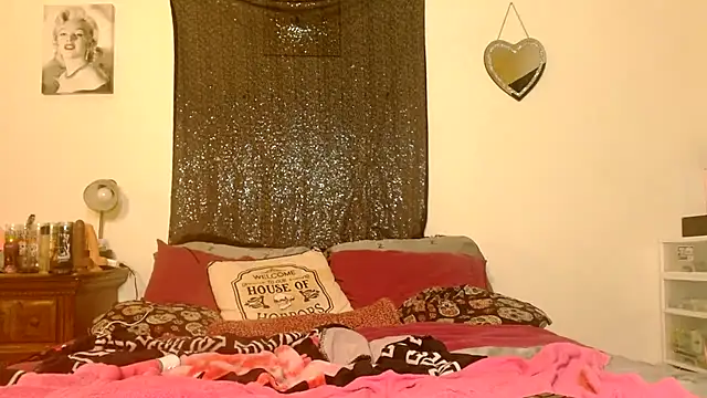 DiamondMonroeXo's cam snapshot