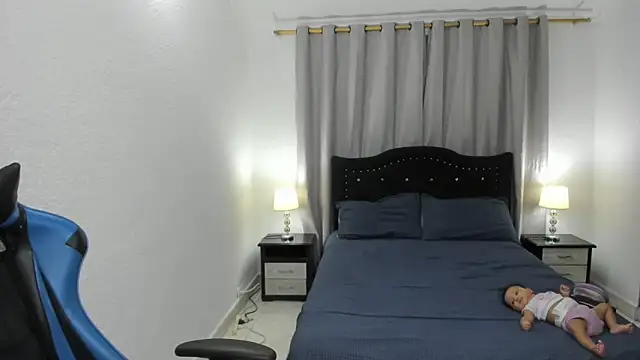 Debora_brown's cam snapshot