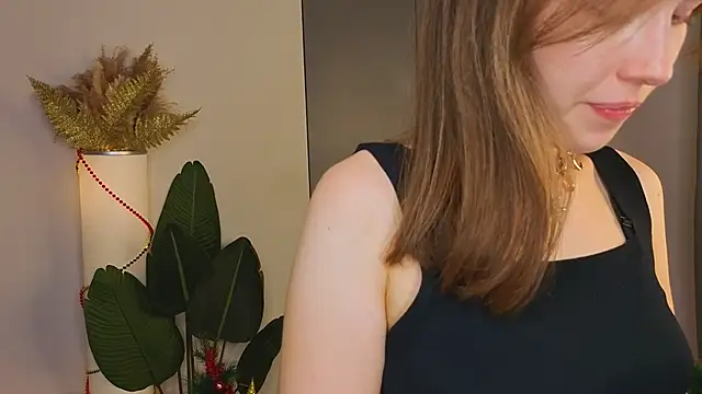 ShannaRois's cam snapshot