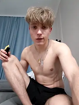 And25bn's cam snapshot