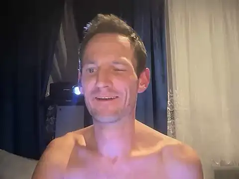 Hotcrazy235's cam snapshot