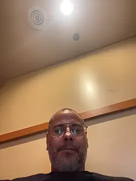 ValuedConcept687's cam snapshot