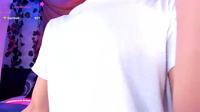 Ethan_Boyy's cam snapshot