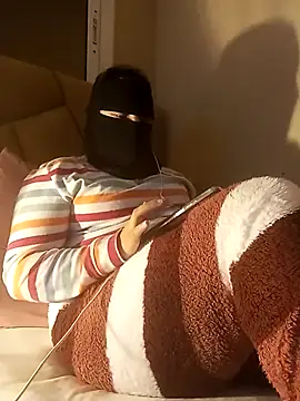 LONA-_-'s cam snapshot