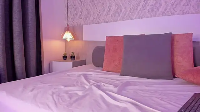 AishaPeyton's cam snapshot