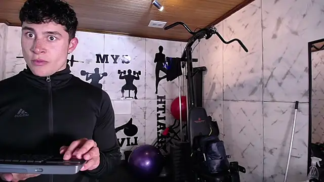 AustinJones_'s cam snapshot