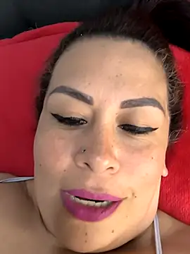 Natasha_mommy's cam snapshot