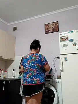 Zulfiya_Bruce's cam snapshot