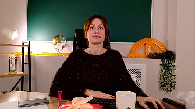 ClaireMathis's cam snapshot