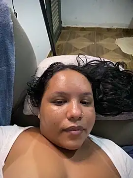 Bigostosa's cam snapshot