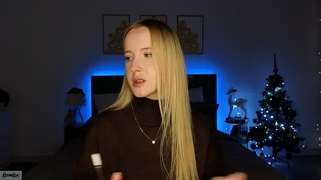 adele_armass's cam snapshot