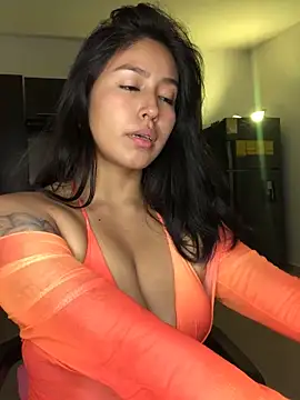 EmmaRossem's cam snapshot