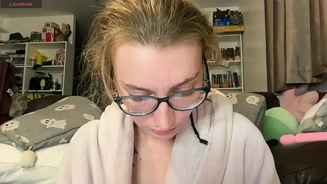 harleyblair live sex cam