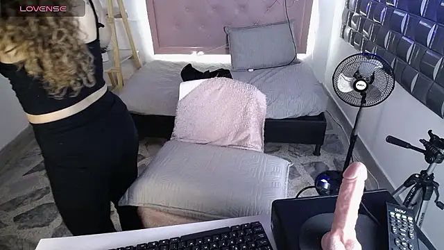 Dulce__Lovee's cam snapshot