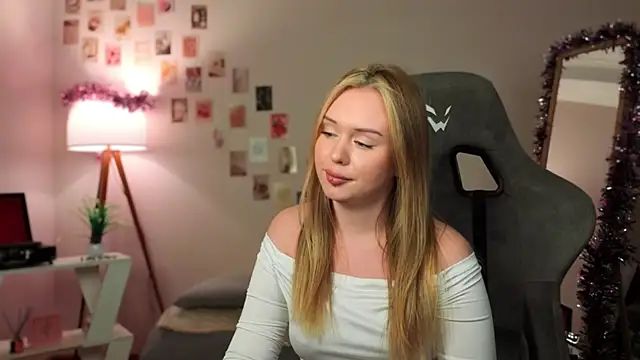 betterdayswithme's cam snapshot