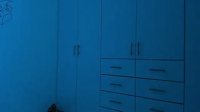 Bray_Kevin live sex cam