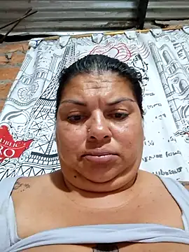 chubby_sexy_big_tits's cam snapshot