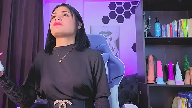 Violet_Jhonson's cam snapshot