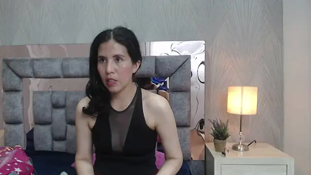 GiselaZivic's cam snapshot