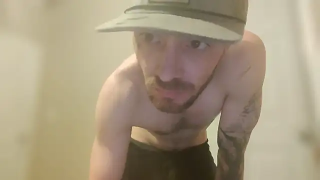 Huntzg23's cam snapshot