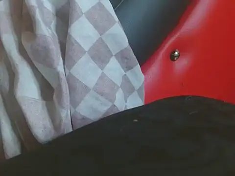 YuliFox's cam snapshot