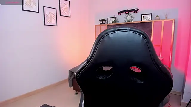 Azurra_amatto2's cam snapshot