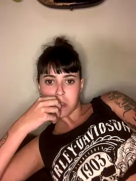 ninapellegrini17's cam snapshot