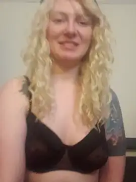 dannikakay's cam snapshot