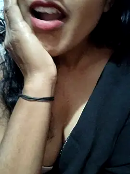 spicysuhana's cam snapshot