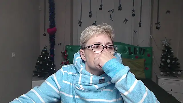 EmiliaGree's cam snapshot