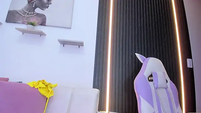 Gabrielaa_Miller_'s cam snapshot