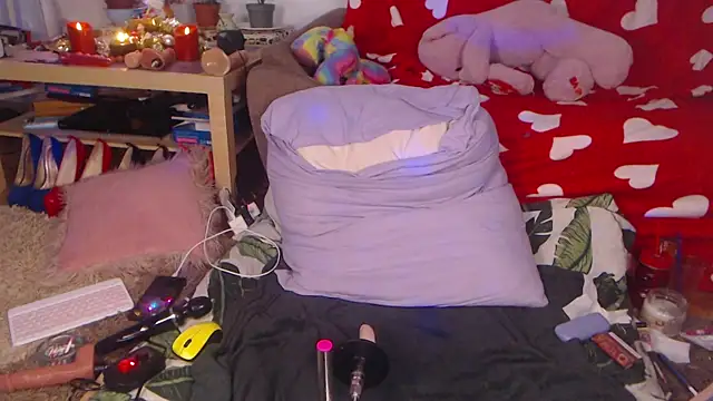 RebeFucksonn's cam snapshot