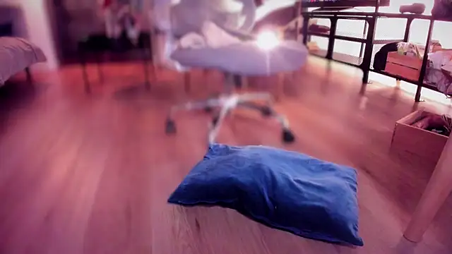 Lil_Gabby's cam snapshot