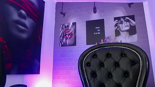 aleesha_cameron02's cam snapshot