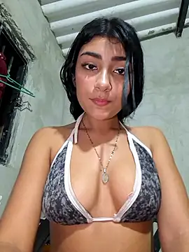 Sweed-virgin-pussy live sex cam