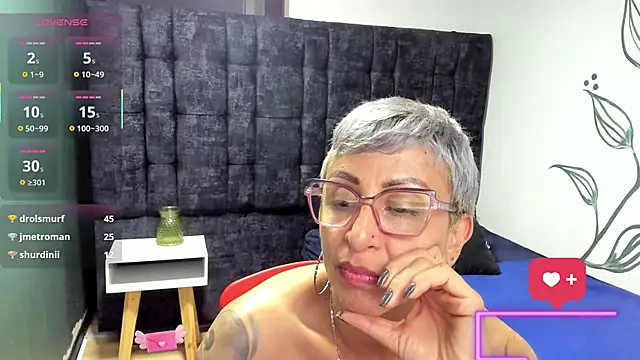 Charlotte__Gray's cam snapshot