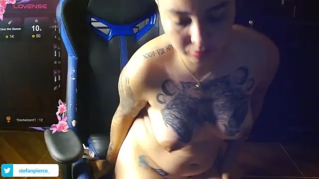 jaydensalvatore_'s cam snapshot