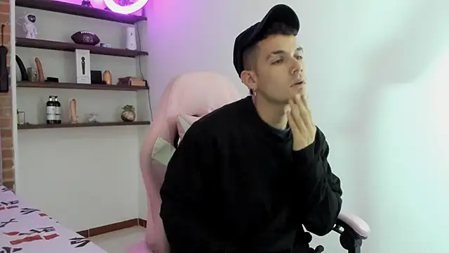 BooyHott_'s cam snapshot