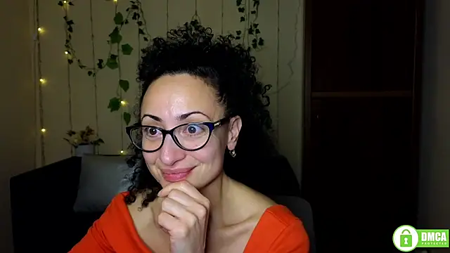 Arianasweety23's cam snapshot