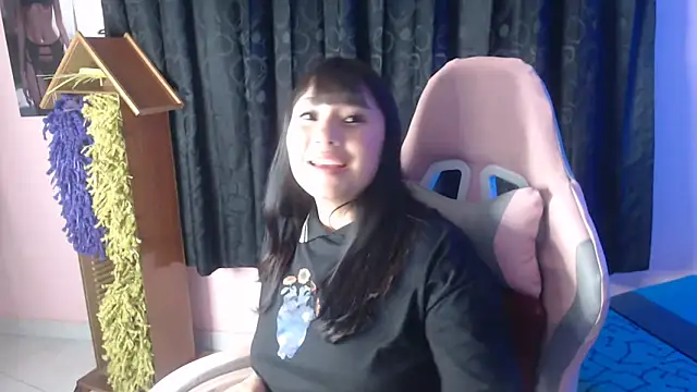 Zulema_R1's cam snapshot