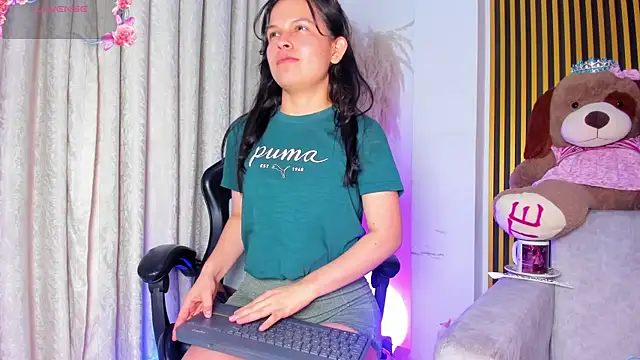 alejagarcia_'s cam snapshot