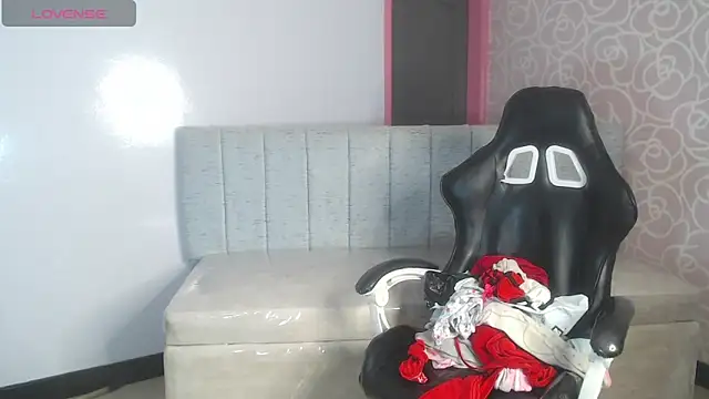 Scarlett_fox_ch's cam snapshot