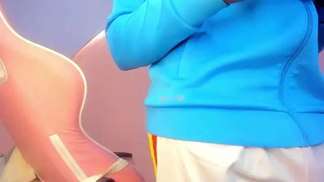 LucasBeckford's cam snapshot