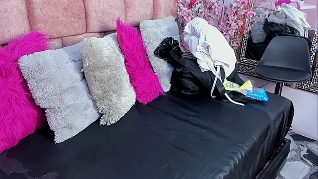 tinna_noa's cam snapshot