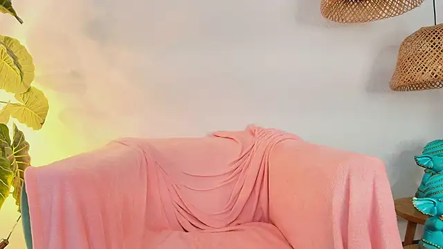 EllieBloom's cam snapshot