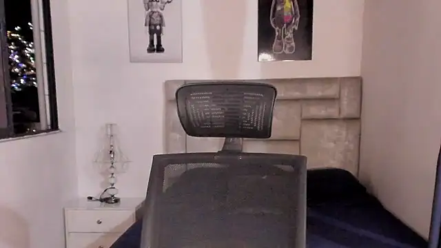 paul_rogerr live sex cam